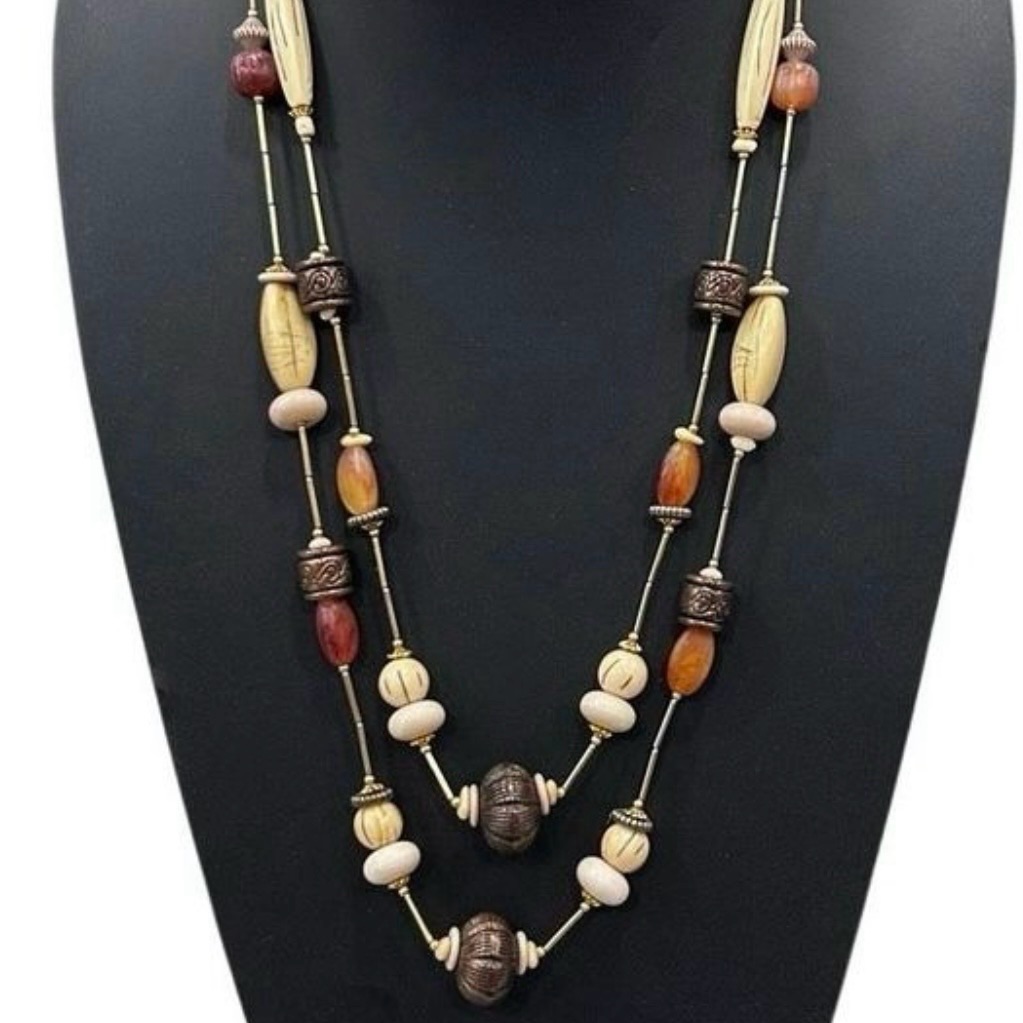 Casual Corner Double Strand Beaded Necklace 20